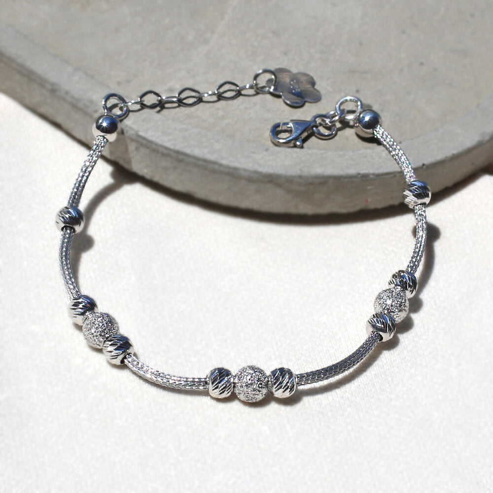 Clotho 925 Ayar Gümüş, Hasır Zincir, Dorika, Simli Top Gümüş Bileklik